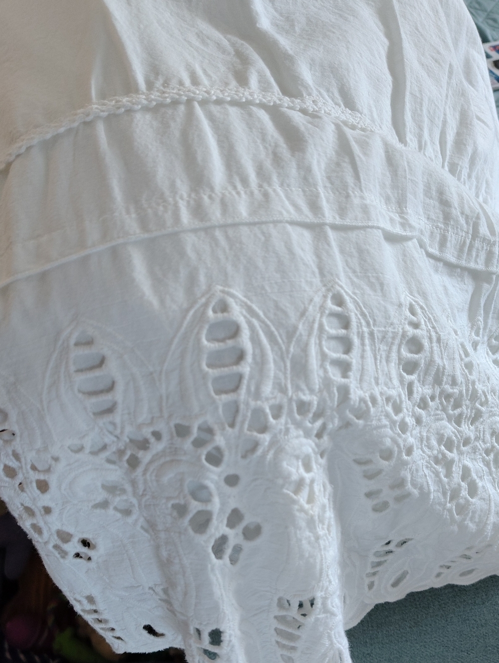 Studio West White Eyelet Tiered Midi Skirt with Scalloped Hem - Picture 6 of 7
